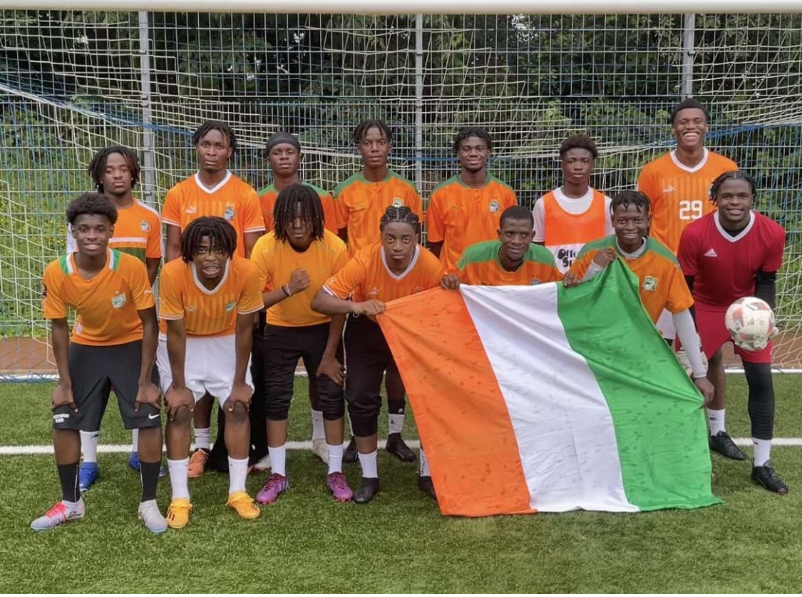 Siegerehrung und Pokale Afro Cup